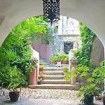 Vendégház Palazzo Caracciolo 3*