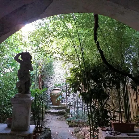 Palazzo Caracciolo Gasthuis Gerace