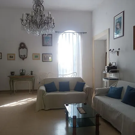 Gasthuis Palazzo Caracciolo 3*