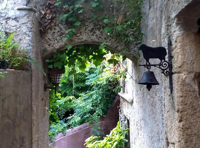 Palazzo Caracciolo 3* Gerace