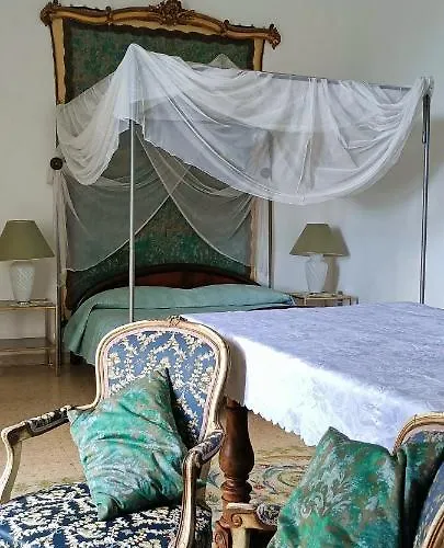 Palazzo Caracciolo 3* Gerace