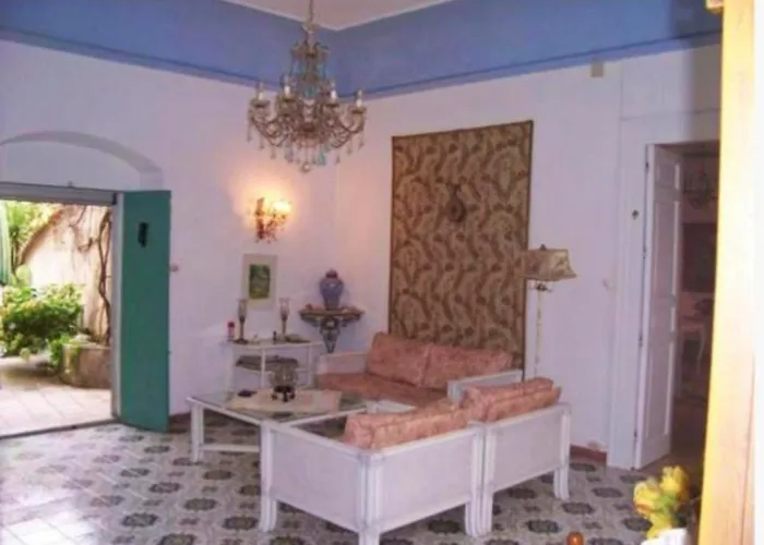 Palazzo Caracciolo Affittacamere 3*